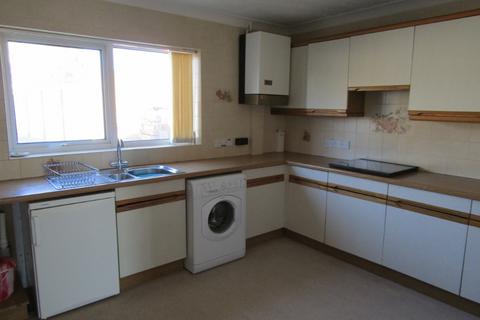 2 bedroom flat to rent, St Catherines Road, Southbourne, Bournemouth, BH6