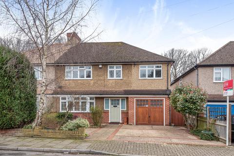 152 Hayes Chase, West Wickham, BR4 0JE
