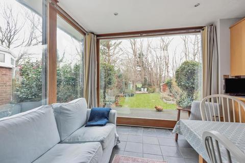 152 Hayes Chase, West Wickham, BR4 0JE