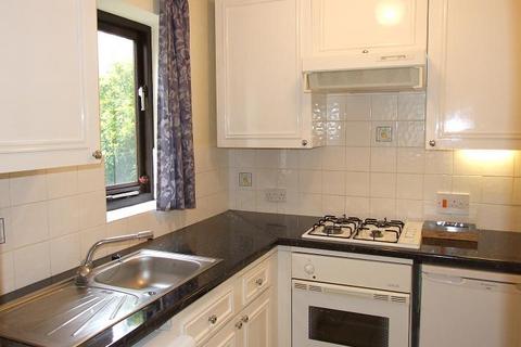 1 bedroom cluster house to rent, Cairnside, High Wycombe, HP13