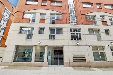 Flat 1, Charter House Crown Court, London, WC2B 5EX