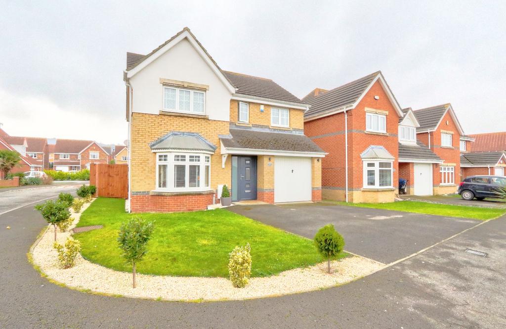 East Farm Close, Normanby, TS6 4 bed detached house £295,000