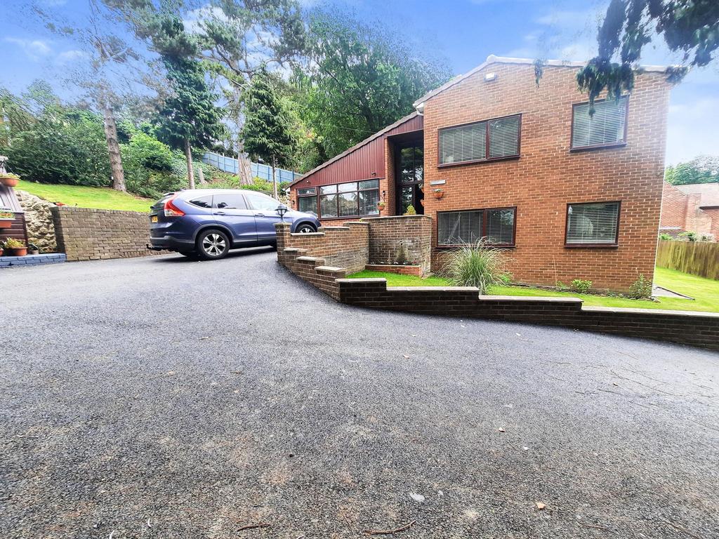 Silksworth Lane, New Silksworth, Sunderland, Tyne and Wear, SR3 1AQ 5