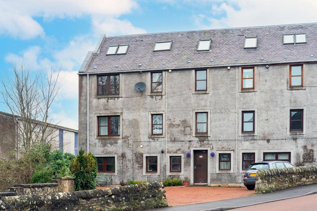 Burnside North, Cupar, KY15 2 bed flat £98,000