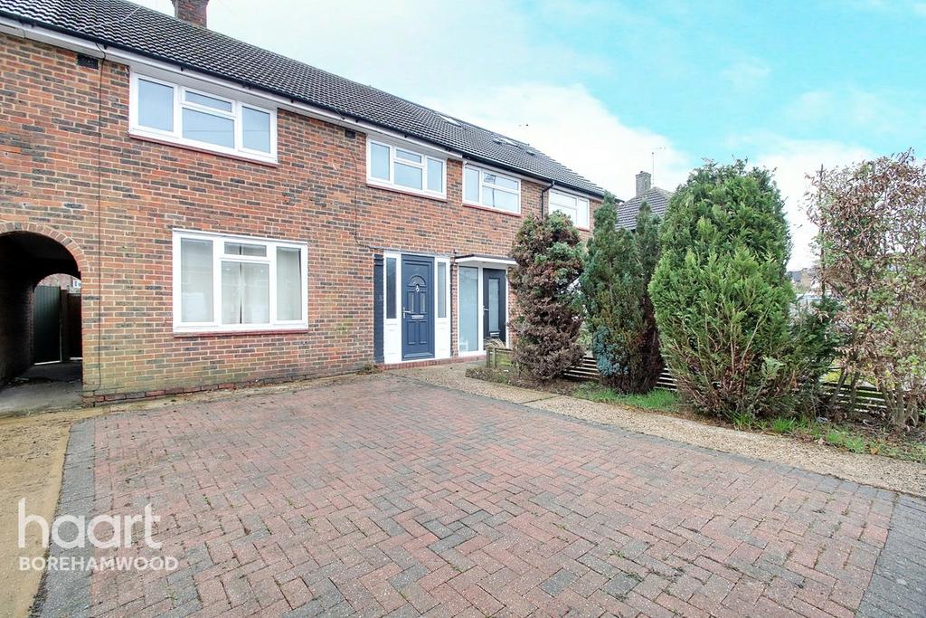 Ripon Way, Borehamwood 3 bed terraced house £500,000