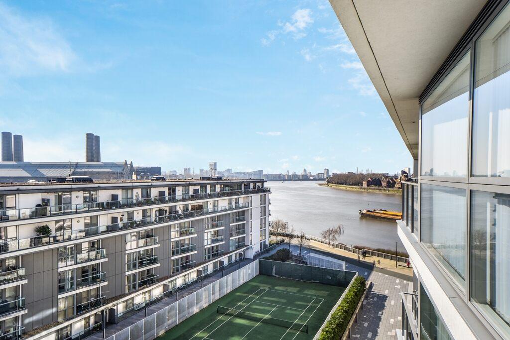 Granite Apartments 30 River Gardens Walk SE10 2 bed apartment £2,200