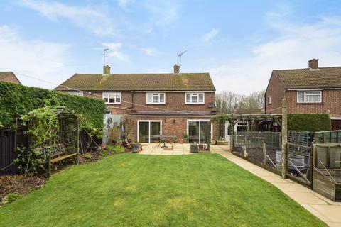 24 Stevenson Road, Hedgerley, Slough, SL2 3YE