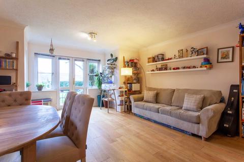 9 Tamesis Place, Caversham, Reading, RG4 8ET