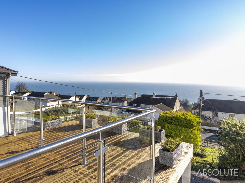 Alta Vista Close, Teignmouth, Devon... 4 bed semidetached house £600,000
