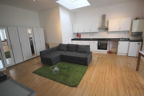 1 bedroom flat to rent, Wellington Road, Eccles