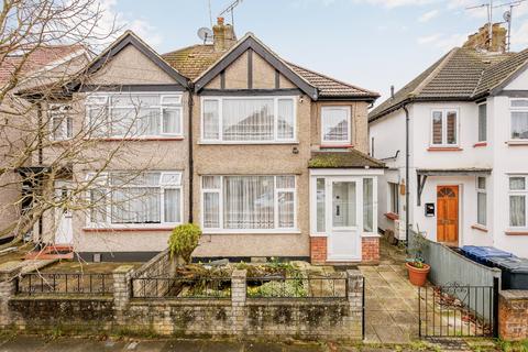 3 bedroom semi-detached house for sale, Beresford Avenue, Hanwell, W7