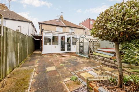 65 Beresford Avenue, London, W7 3AJ