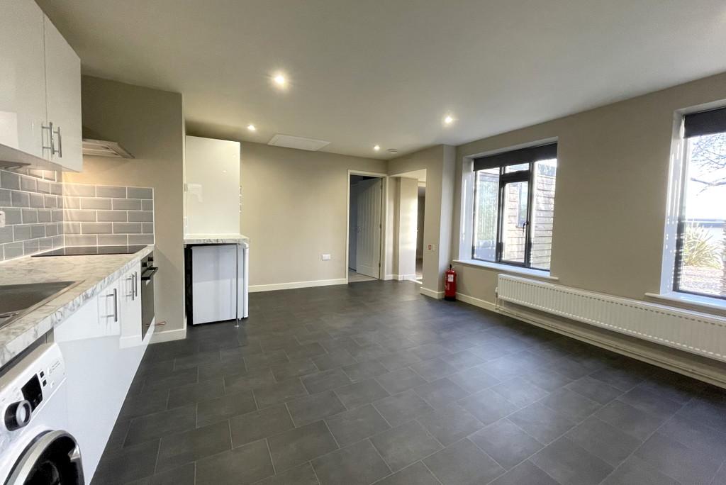 Kitchen living