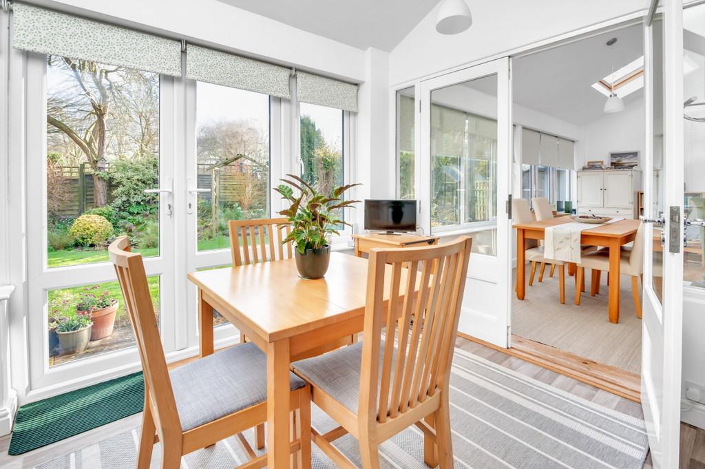 Breakfast room
