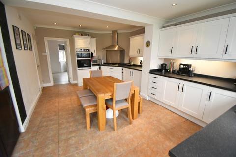 2 Cranmore Road, Shirley, Solihull, B90 4PS