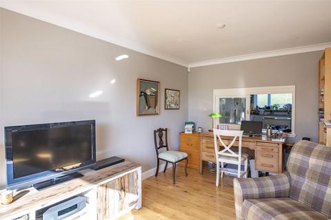 7 Spoutwells Place, Scone, Perth, PH2 6NY