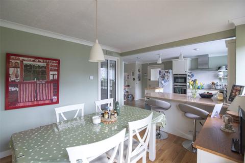 7 Spoutwells Place, Scone, Perth, PH2 6NY