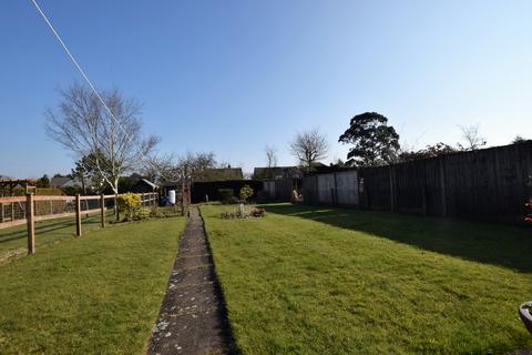 9 The Fairway, Burbage, Hinckley, LE10 2TY