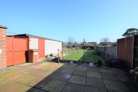 9 The Fairway, Burbage, Hinckley, LE10 2TY