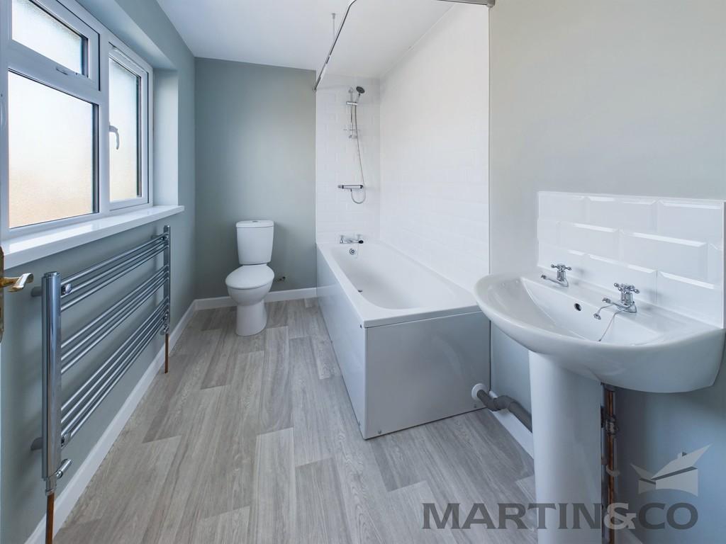 Upstairs Bathroom