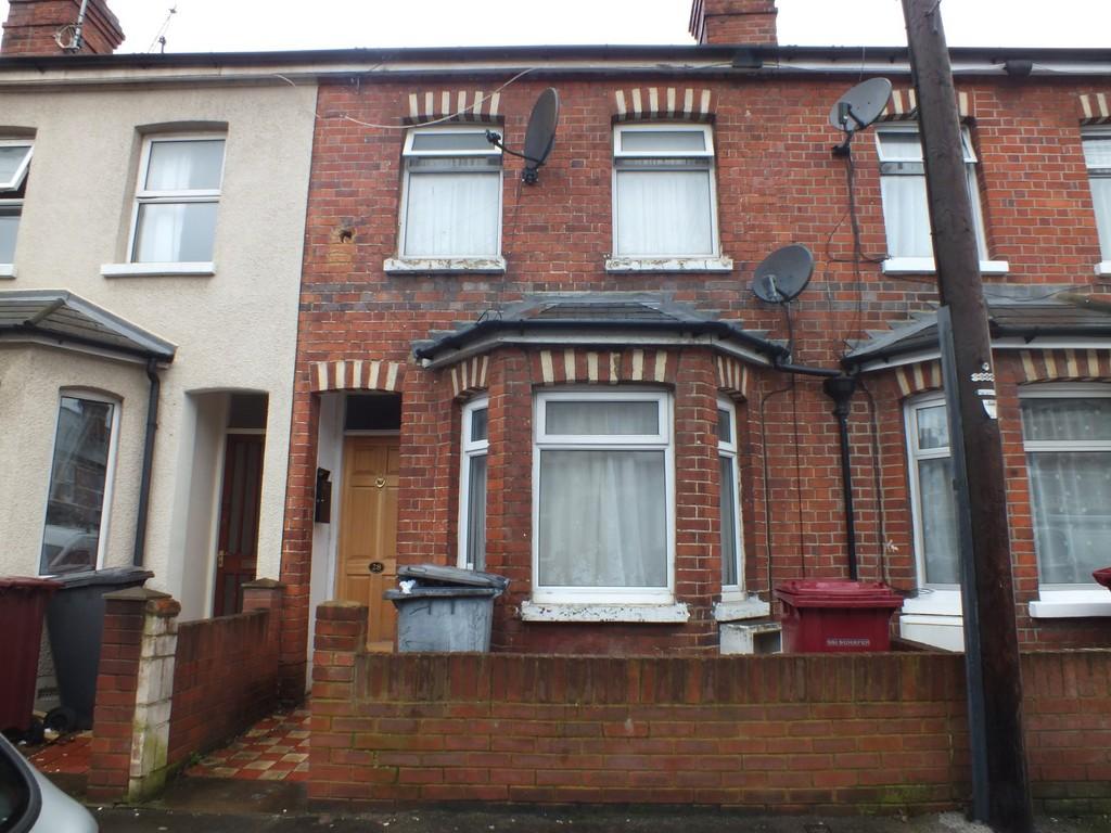 Kensington Road, Reading 3 bed terraced house £1,295 pcm (£299 pw)