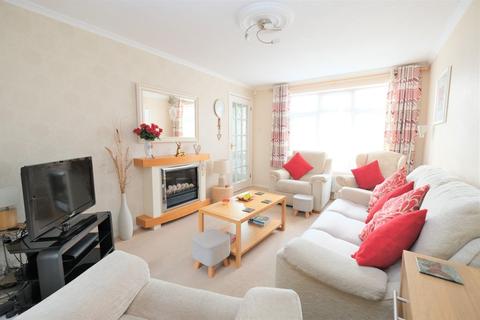 44 Red Cedars Road, Orpington, BR6 0BX