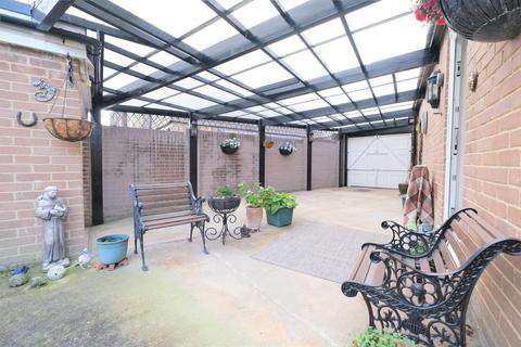 44 Red Cedars Road, Orpington, BR6 0BX