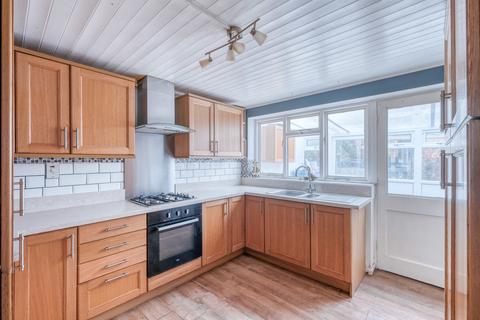 2, Cedar Cottage Main Road, Hallow, Worcester, WR2 6PW