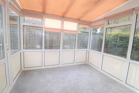 5 Fernhill Close, Kenilworth, CV8 1AN