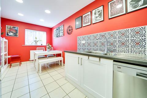 6 Charding Crescent, Royston, SG8 5HB