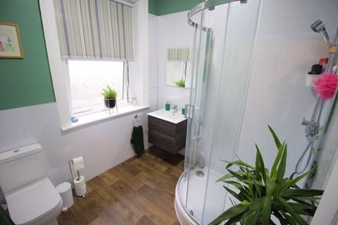 Flat 3, 15 Adrian Square, Westgate-on-sea, CT8 8SU