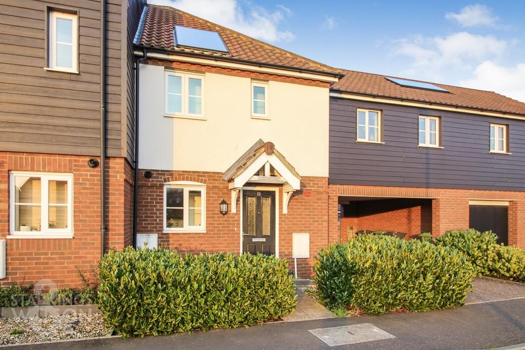 Spencer Crescent, Diss 2 bed terraced house £825 pcm (£190 pw)