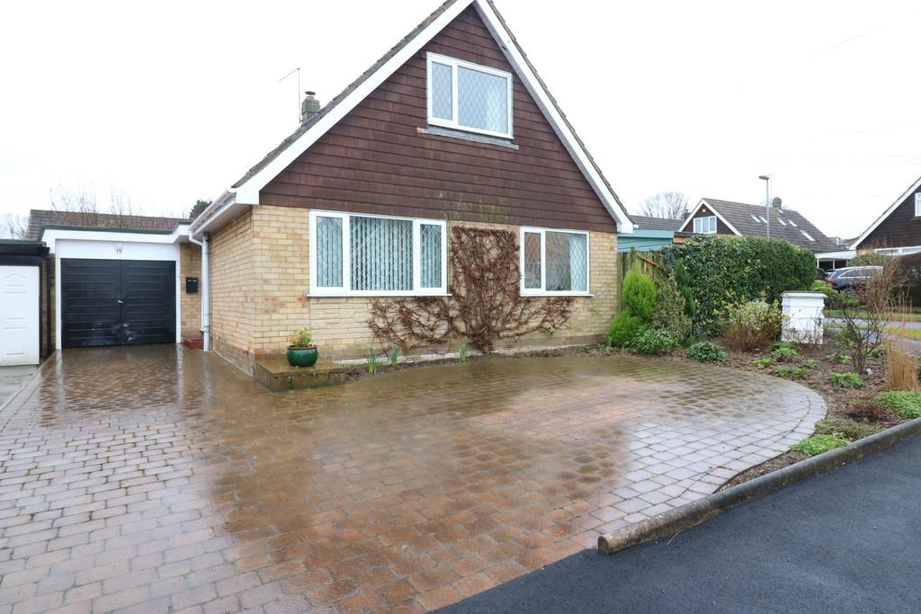 Dower Rise, Swanland 4 bed detached house £1,350 pcm (£312 pw)