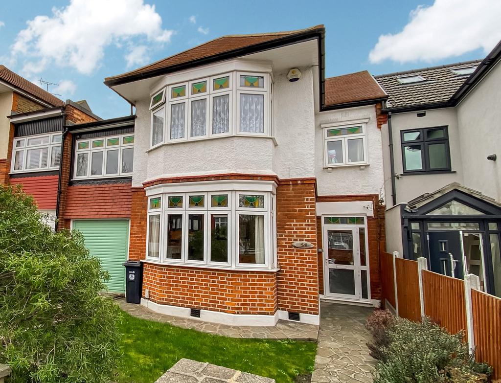 Exeter Gardens, ILFORD, IG1 4 bed terraced house £785,000