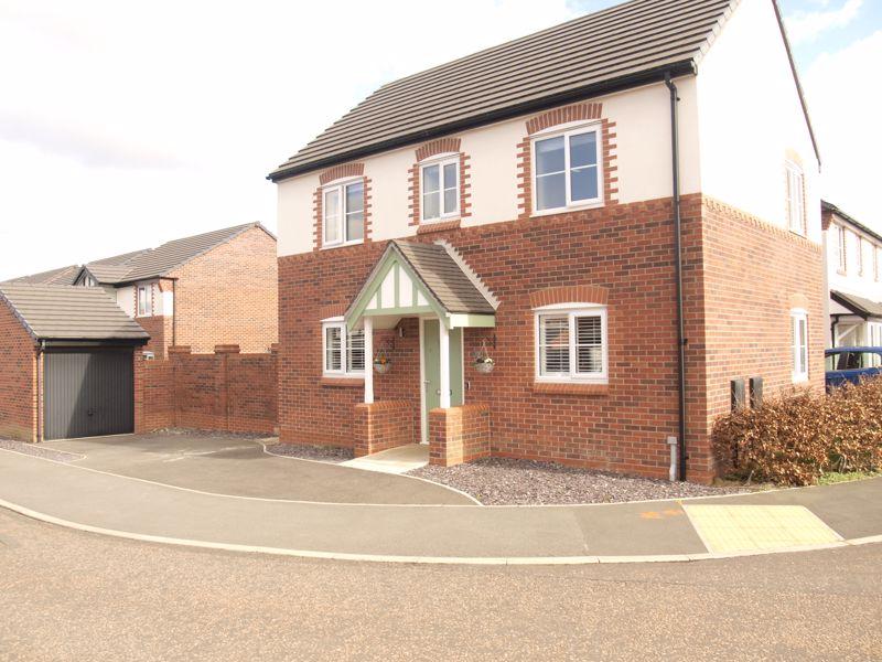 Wells Avenue, Lostock Gralam. 3 bed detached house for sale £270,000