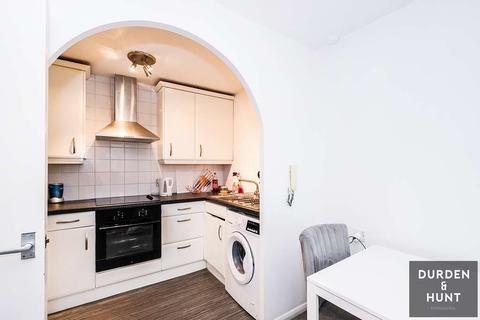 1 bedroom apartment for sale - The Avenue, Highams Park, E4