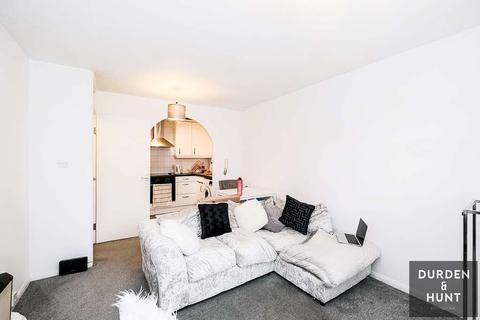 1 bedroom apartment for sale - The Avenue, Highams Park, E4