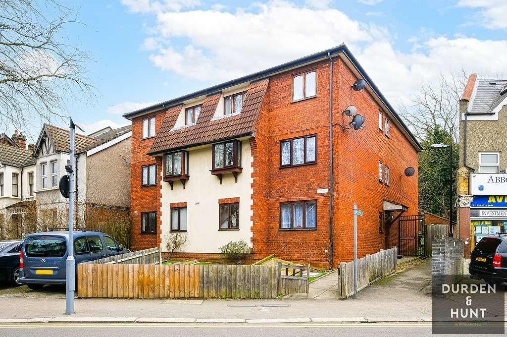 The Avenue, Highams Park, E4 1 bed apartment for sale £260,000