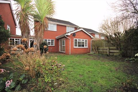 12 Centurion Drive, Wirral, CH47 7AL