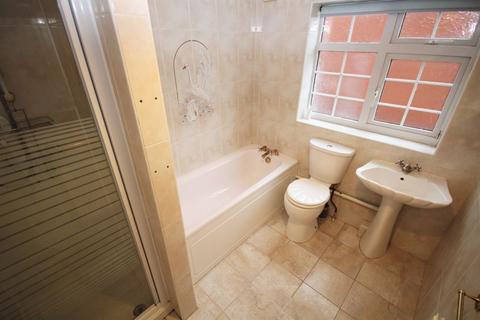 12 Centurion Drive, Wirral, CH47 7AL