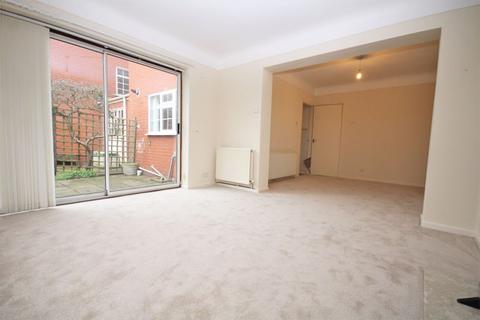 12 Centurion Drive, Wirral, CH47 7AL