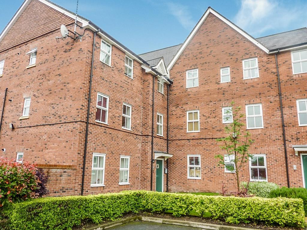 Holywell Drive, Warrington, WA1 2 bed apartment £130,000