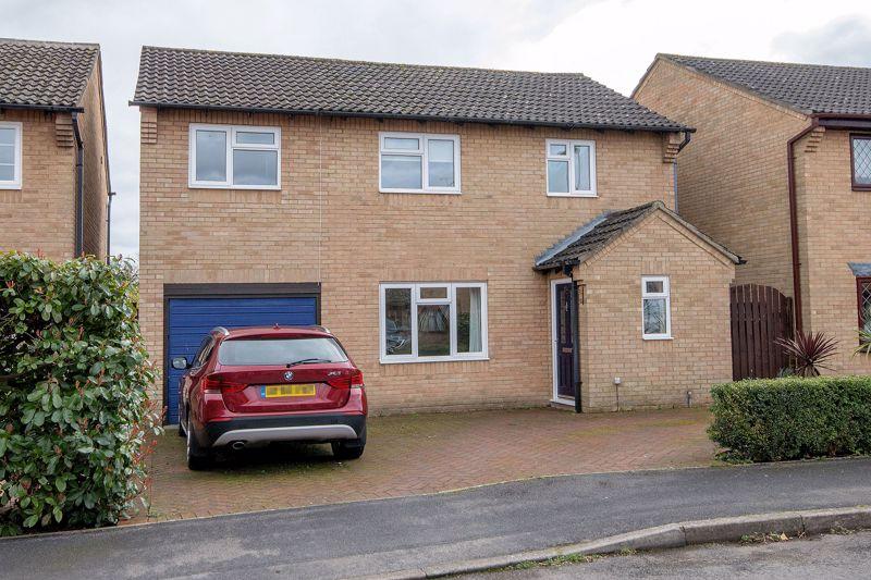 Marchwood 5 bed detached house £409,950
