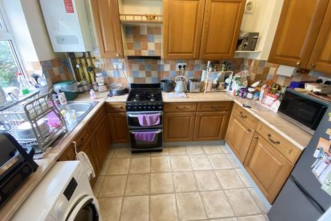 2 bedroom end of terrace house to rent, Alvington Manor View, Newport