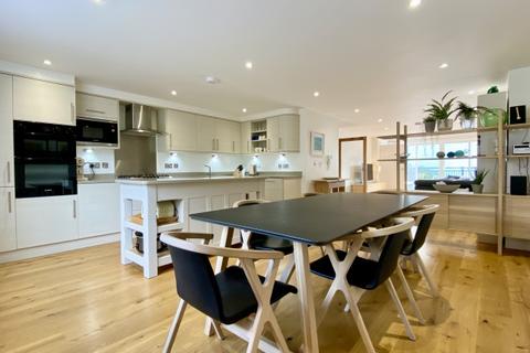 65 Bradfords Quay, Wadebridge, PL27 6QQ