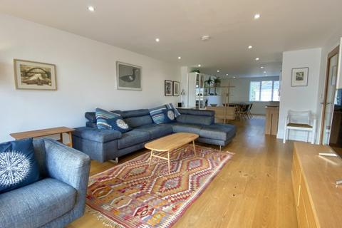 65 Bradfords Quay, Wadebridge, PL27 6QQ