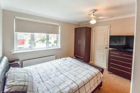 29 Aintree Road, Chatham, ME5 8PY
