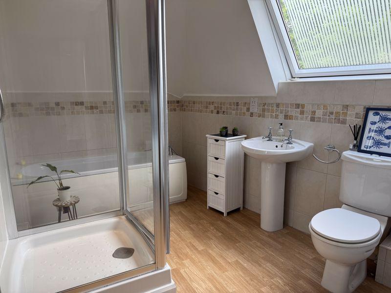 Bathroom & Shower