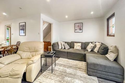 57 Larkspur Close, South Ockendon, RM15 6JQ