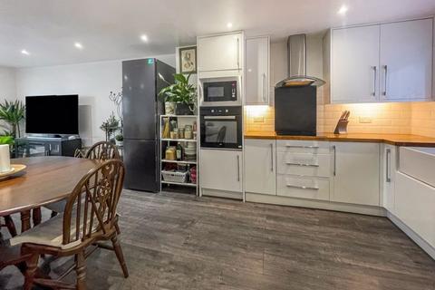 57 Larkspur Close, South Ockendon, RM15 6JQ
